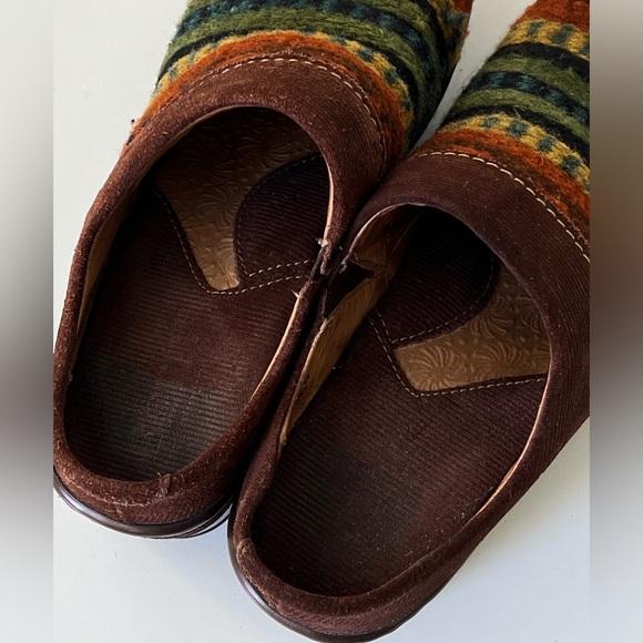 Born Kimmy Size 7 Wool Southwestern Serape Clogs Mules Shoes Brown Multicolor - Picture 9 of 14